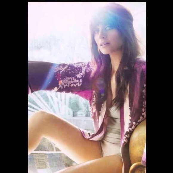 Winter Kate Opy Floral Silk Kimono in Wildwood - Picture 2 of 7